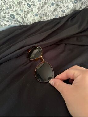 Ray-Ban Round Tortoise Frame Sunglasses with Dark Lenses